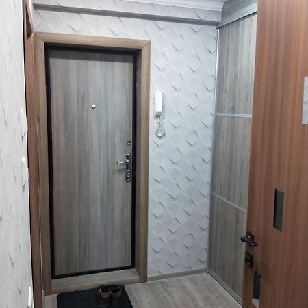 Ауэзова Appartement Petropavlovsk Buitenkant foto